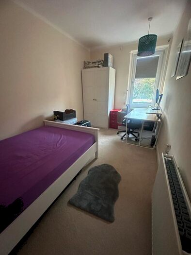 2 Bedroom Flat To Rent In Corstorphine Road, Edinburgh, EH12