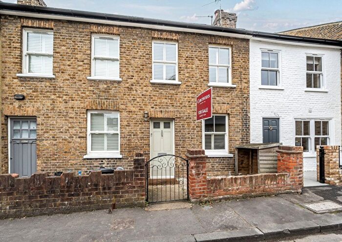 2 Bedroom Terraced House For Sale In Gomer Place, Teddington, TW11
