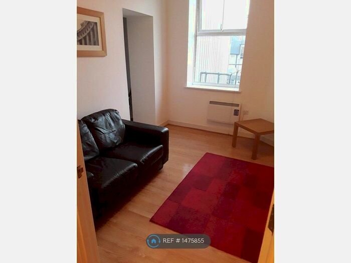 1 Bedroom Flat To Rent In Mcilroys Building, Reading, RG1