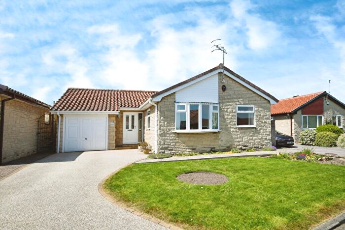 3 Bedroom Bungalow For Sale In Grange Park Avenue, Brimington, Chesterfield, Derbyshire, S43