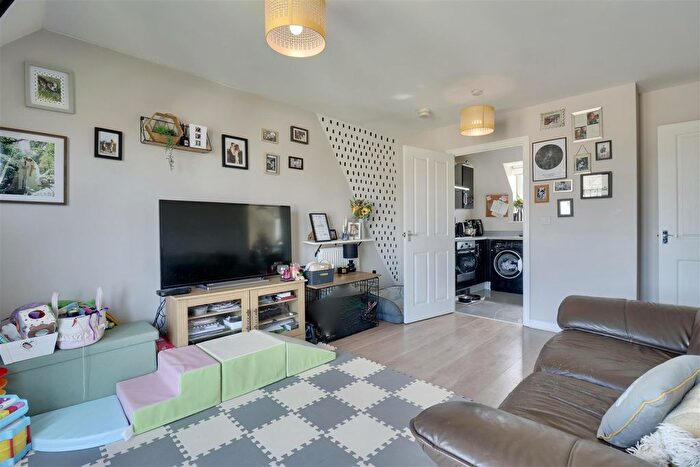 2 Bedroom Flat For Sale In Principle Court, Tudor Crescent, Cosham, PO6