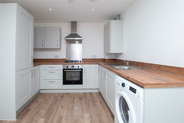 2 Bedroom Property To Rent In Twain Way, Tattenhoe Park, Milton Keynes, MK4