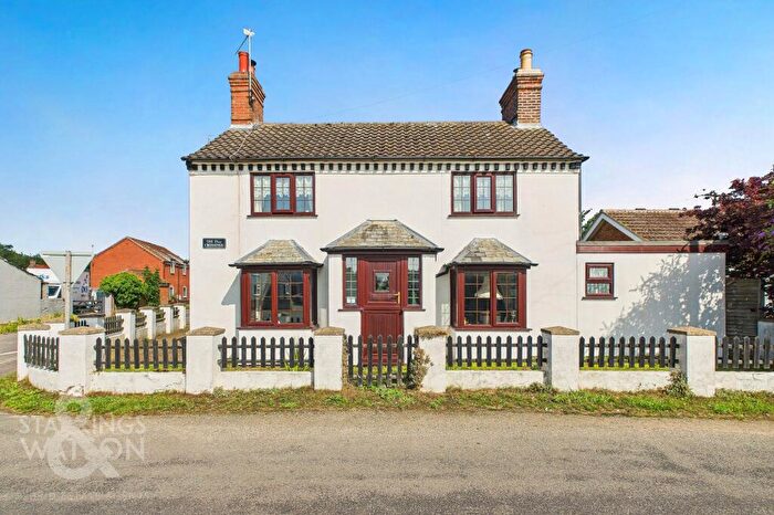3 Bedroom Detached House For Sale In Church Road, Mutford, Beccles, NR34