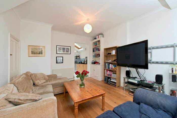 4 Bedroom Property To Rent In Musard Road, Hammersmith, London, W6