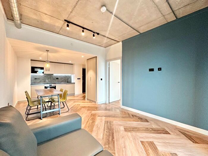 1 Bedroom Apartment To Rent In Ancoats Gardens, Bendix Street, Manchester, M4