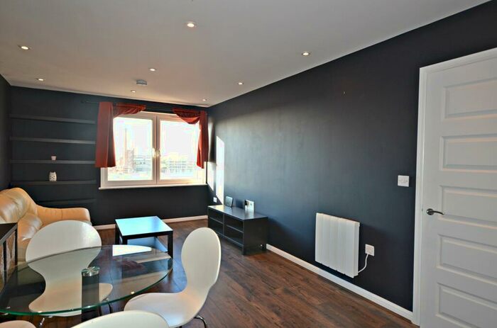 1 Bedroom Apartment To Rent In Stoke Road, Slough, SL2