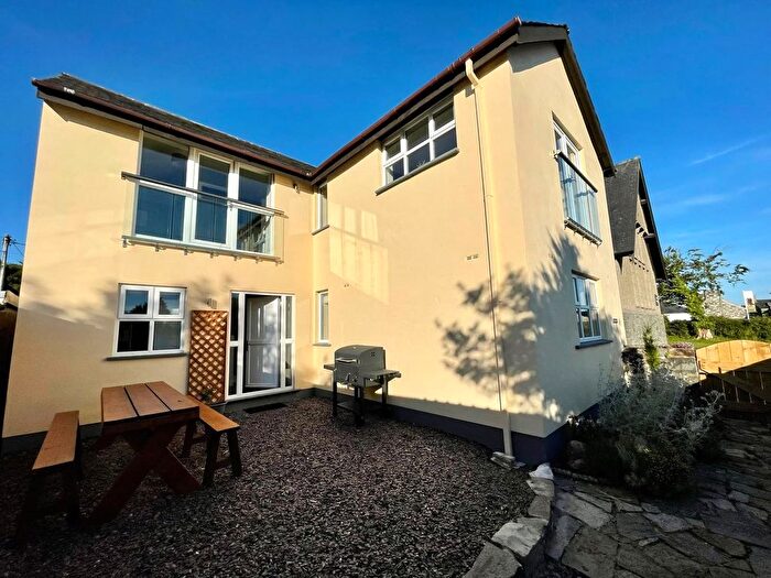 5 Bedroom Detached House For Sale In Llanystumdwy, Criccieth, Gwynedd, LL52