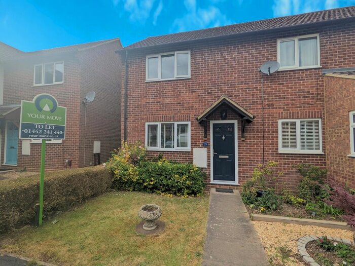 1 Bedroom End Of Terrace House To Rent In Austins Mead, Bovingdon, Hemel Hempstead, Hertfordshire, HP3