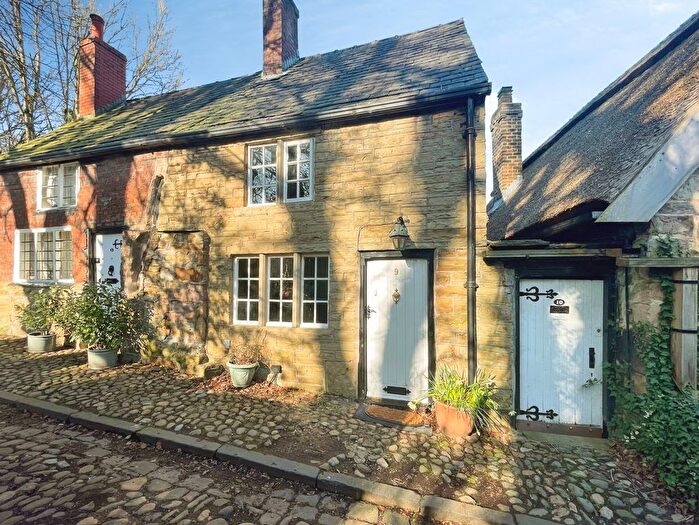 2 Bedroom Cottage For Sale In Firwood Fold, Tonge Moor, BL2