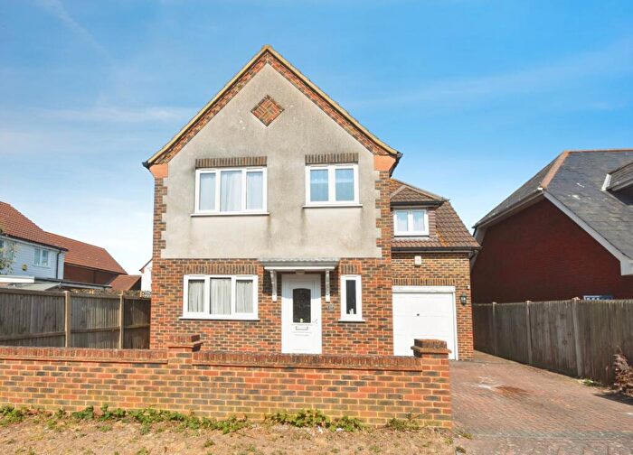 3 Bedroom Semi-Detached House For Sale In Stocking Road, Broadstairs, CT10