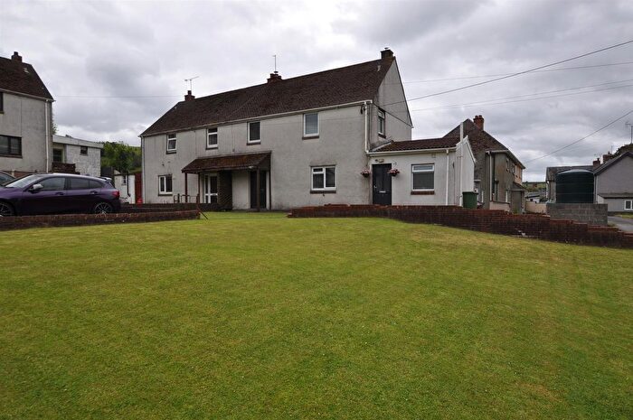 3 Bedroom Semi-Detached House For Sale In Lon Ddewi, Meidrim, Carmarthen, SA33