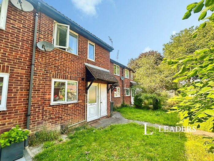 2 Bedroom Terraced House For Sale In Harewood Close, Eastleigh, Hampshire, SO50