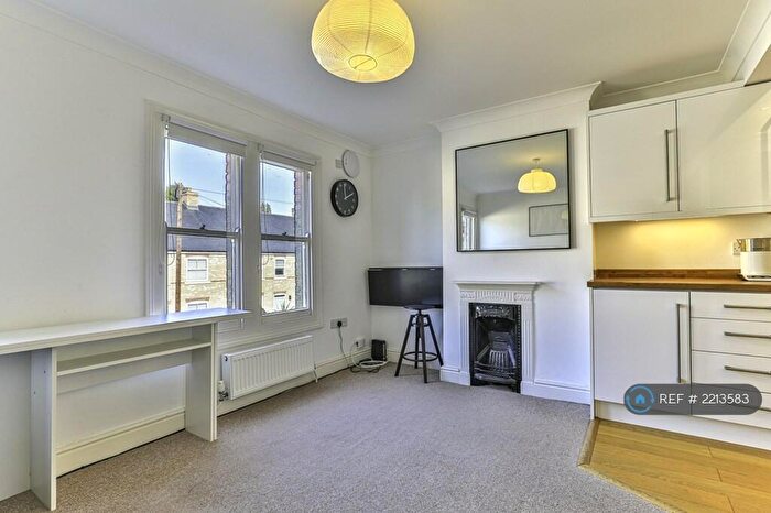 2 Bedroom Flat To Rent In Ditton Walk, Cambridge, CB5