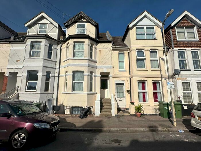 4 Bedroom Terraced House To Rent In Broadmead Road, Kent, CT19
