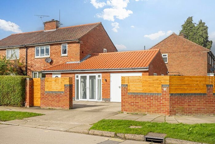 3 Bedroom Semi Detached House For Sale In Trent Way, York, YO24