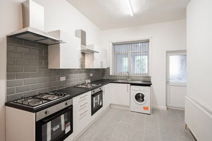 5 Bedroom Terraced House To Rent In Windsor Road, Liverpool, L13