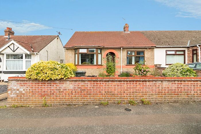 3 Bedroom Semi-detached Bungalow For Sale In Beech Road, Carlton Colville, Lowestoft, NR33