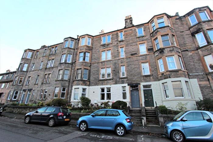 1 Bedroom Flat To Rent In Meadowbank Crescent, Meadowbank, Edinburgh, EH8