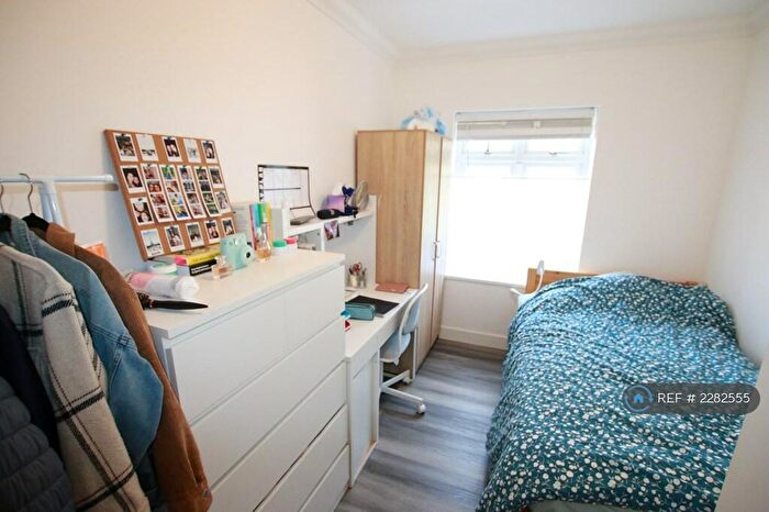 7 Bedroom Terraced House To Rent In Shinfield Road, Reading, RG2
