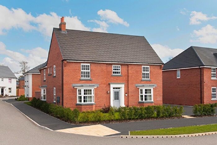 5 Bedroom Detached House For Sale In Henley Gate, Ipswich, IP1