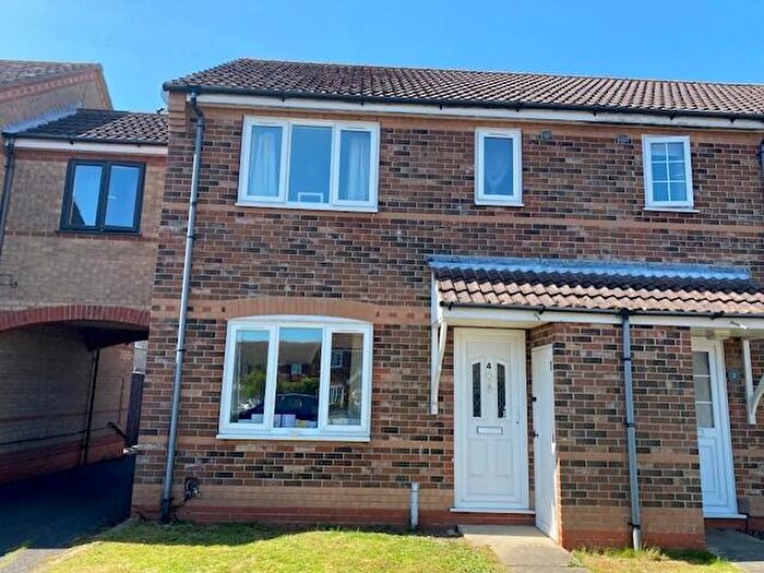 3 Bedroom Terraced House To Rent In Bullfinch Lane, Cleethorpes, DN35