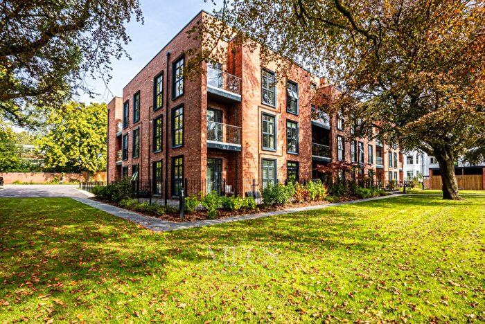 1 Bedroom Flat To Rent In Claremont Gardens, Edgbaston, Birmingham, West Midlands, B15