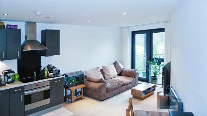 1 Bedroom Flat To Rent In Victoria Mills, Salts Mill Road, Shipley, Bradford, BD17