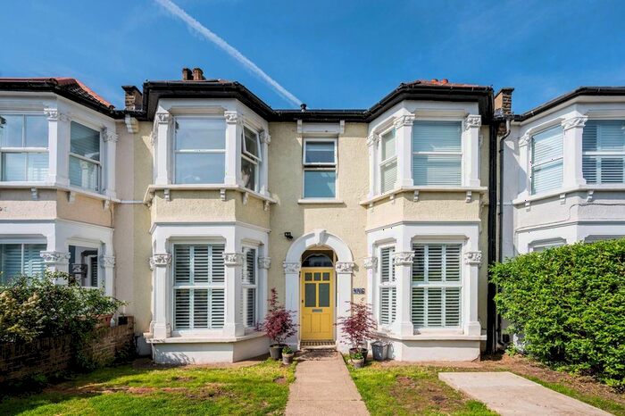 5 Bedroom Terraced House For Sale In Springbank Road, Hither Green, London, SE13