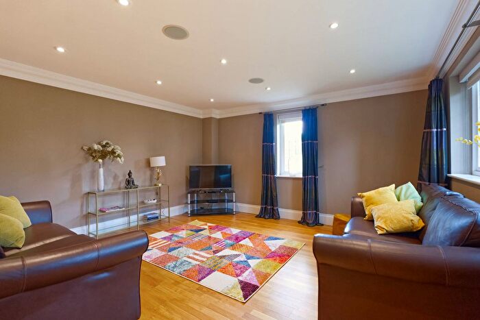 4 Bedroom Detached House For Sale In Oakley Gardens, Brockham Park, RH3
