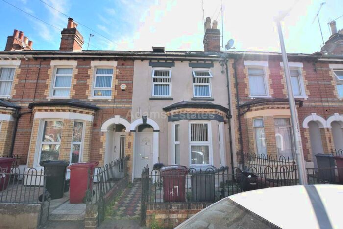 6 Bedroom Terraced House To Rent In Donnington Road, Reading, RG1