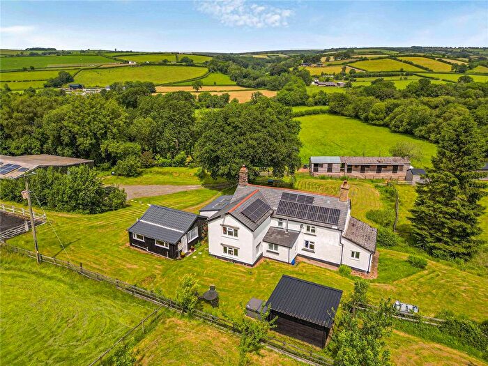 4 Bedroom Equestrian For Sale In West Anstey, South Molton, Devon, EX36