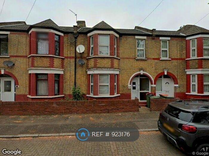 3 Bedroom Terraced House To Rent In Elbury Drive, London, E16