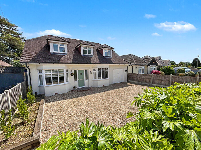 4 Bedroom Detached House For Sale In West Christchurch, BH23