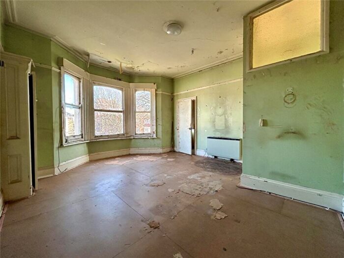 Flat For Sale In Byron Road, Worthing, West Sussex, BN11