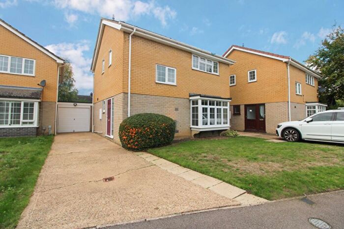 3 Bedroom Detached House For Sale In Dene Way, Upper Caldecote, Biggleswade, SG18