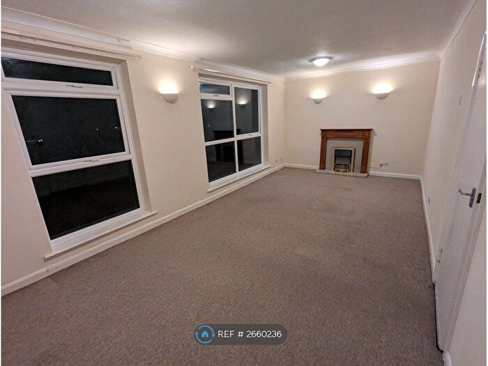2 Bedroom Flat To Rent In Avenue Court, Southampton, SO17
