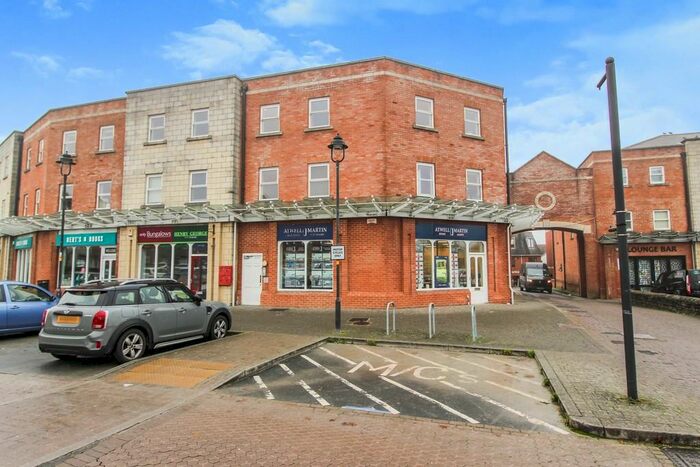 2 Bedroom Apartment To Rent In Godwin Court, Old Town, Swindon, SN1