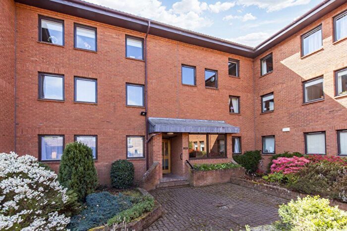 2 Bedroom Flat For Sale In / Glenlockhart Road, Craiglockhart, Edinburgh, EH14