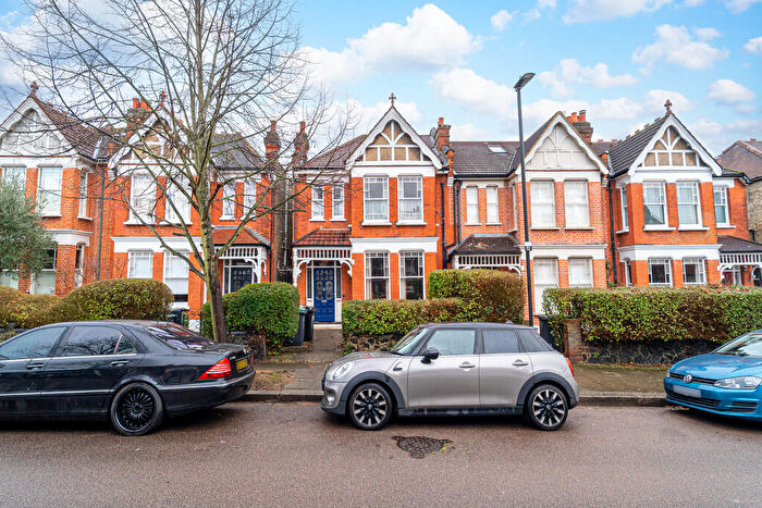 4 Bedroom End Of Terrace House For Sale In Warner Road, Crouch End, N8