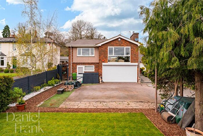 4 Bedroom Detached House For Sale In High Road, Loughton, IG10