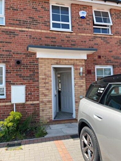2 Bedroom Semi Detached House To Rent In Farmhouse Drive, Hatfield, Doncaster, DN7