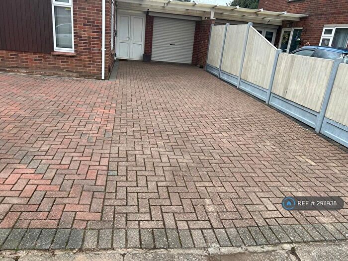 4 Bedroom Detached House To Rent In Van Dyck Road, Colchester, CO3