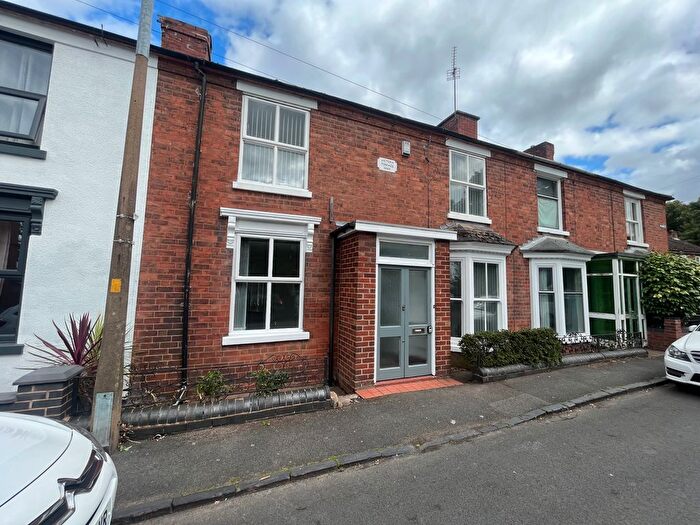 2 Bedroom Property To Rent In Albert Street, Stourbridge, DY8
