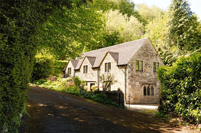 4 Bedroom Detached House For Sale In London Road, Chalford, Stroud, Gloucestershire, GL6