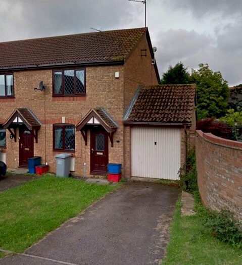 2 Bedroom Property To Rent In St. Nicholas Close, Kettering, NN15