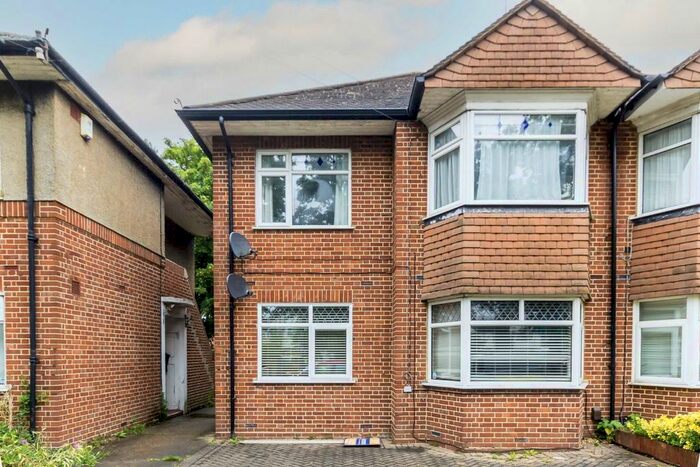 2 Bedroom Flat To Rent In Uxbridge Road, Feltham, TW13