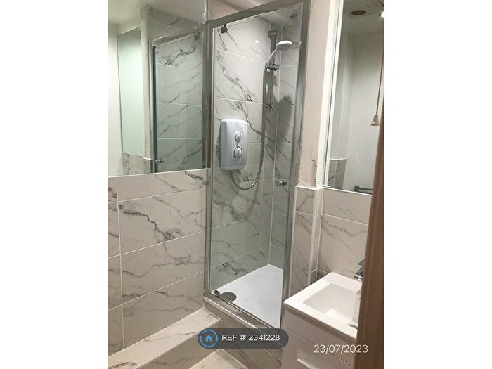 1 Bedroom Flat To Rent In York Place, Leeds, LS1