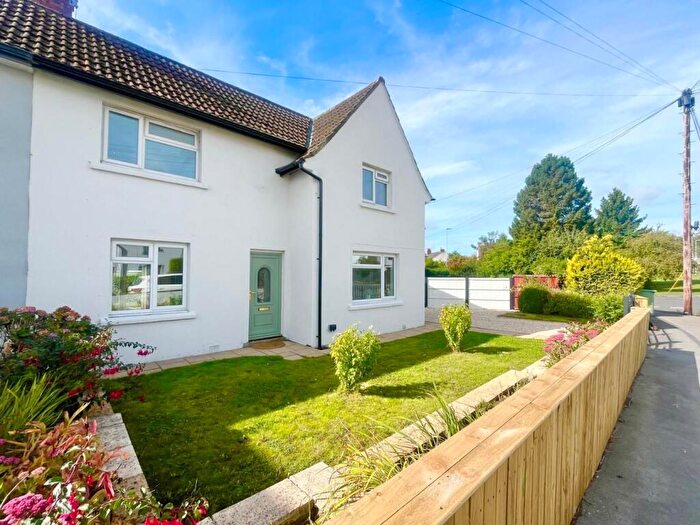 3 Bedroom End Of Terrace House For Sale In Newall Avenue, Otley, LS21