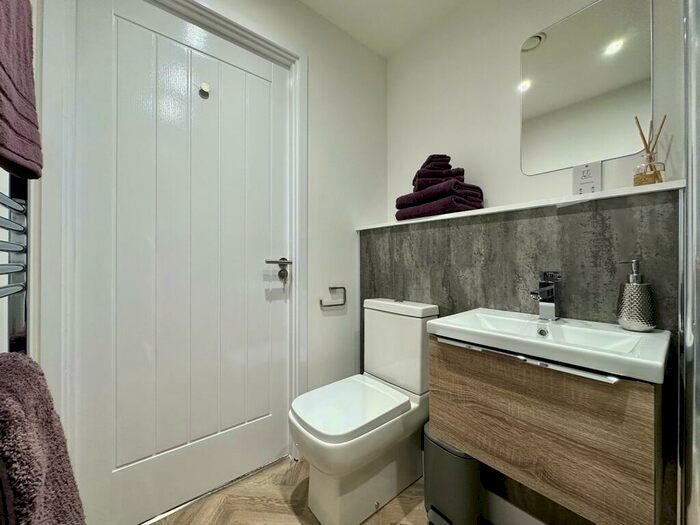 1 Bedroom Flat To Rent In Copper Box, Crosby Road North, Waterloo, Liverpool, Merseyside., L22