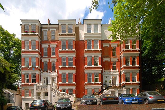 2 Bedroom Flat For Sale In Frognal, Hampstead, London, NW3
